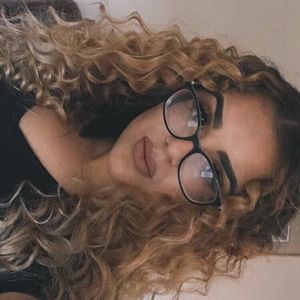 Meet your Posher, Hannah aveda